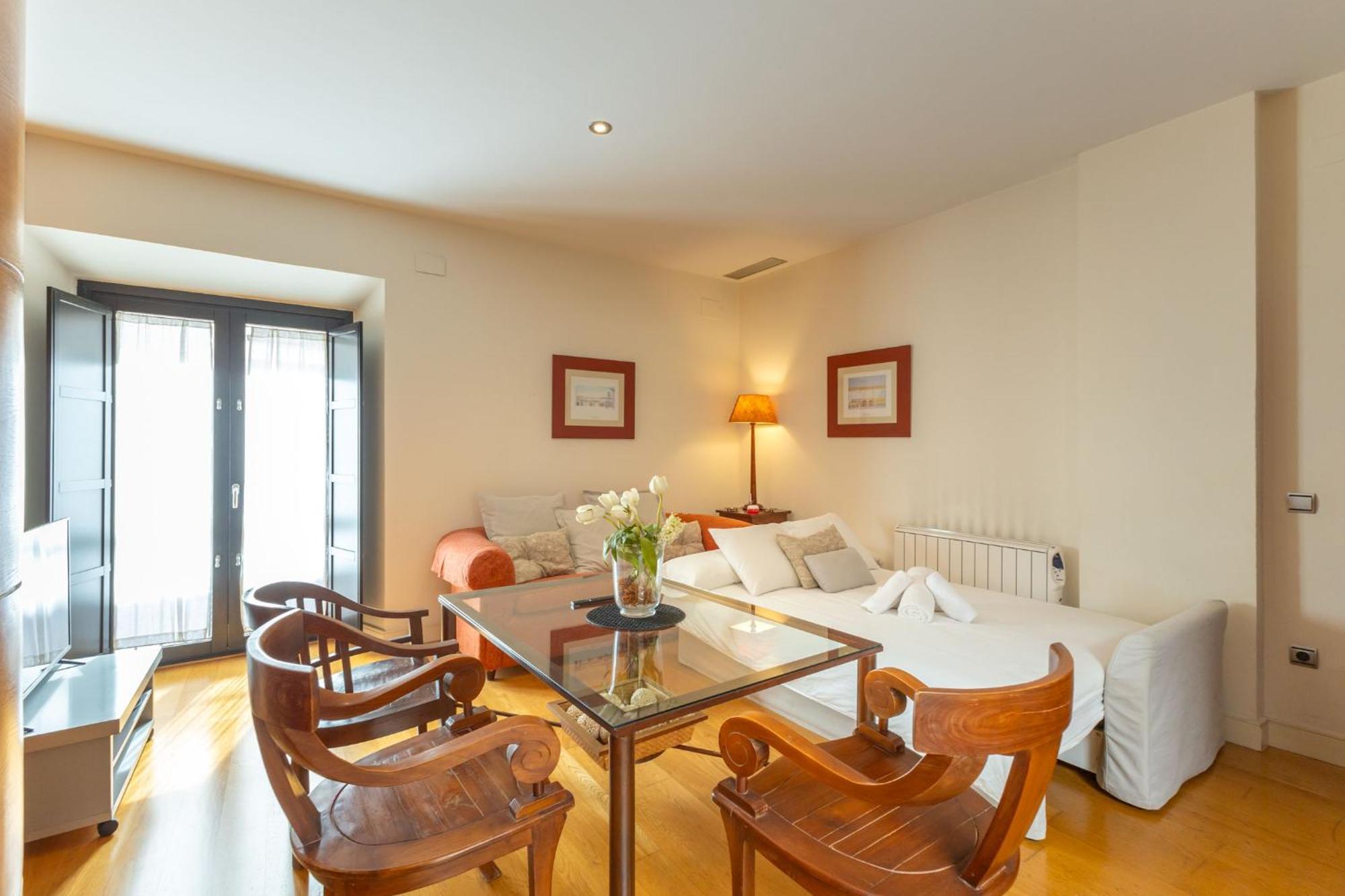 La Maestranza Charming One Or Two Bedrooms Apartments By Ocityzen Sevilla Exterior foto
