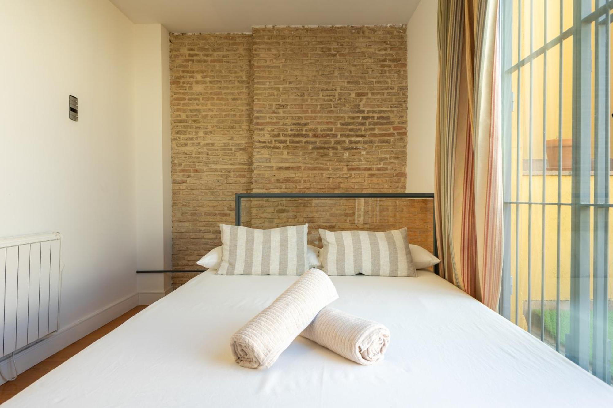 La Maestranza Charming One Or Two Bedrooms Apartments By Ocityzen Sevilla Exterior foto
